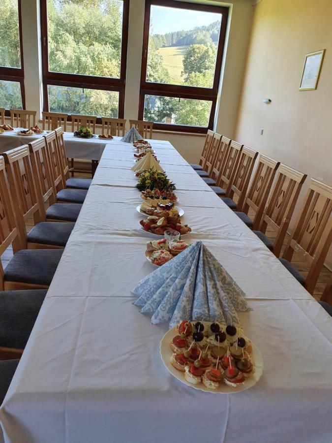 Hotel Zlaty Chlum Česká Ves Exteriör bild