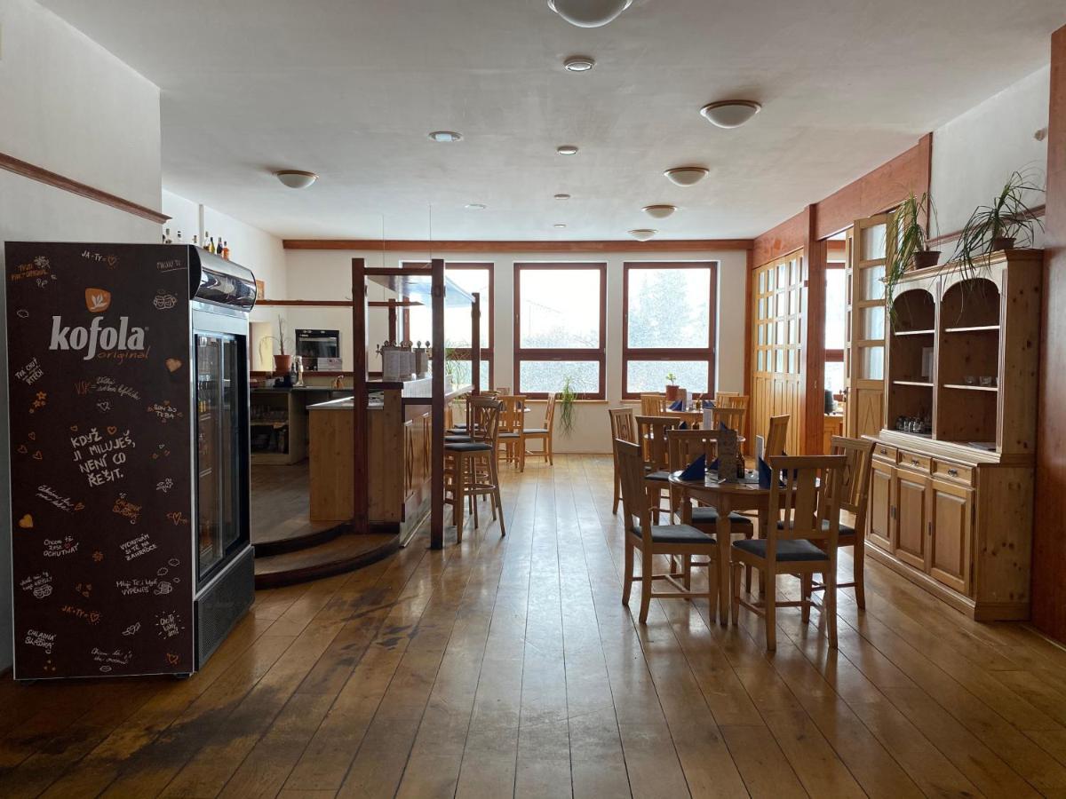 Hotel Zlaty Chlum Česká Ves Exteriör bild