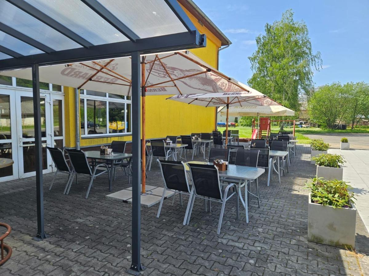 Hotel Zlaty Chlum Česká Ves Exteriör bild