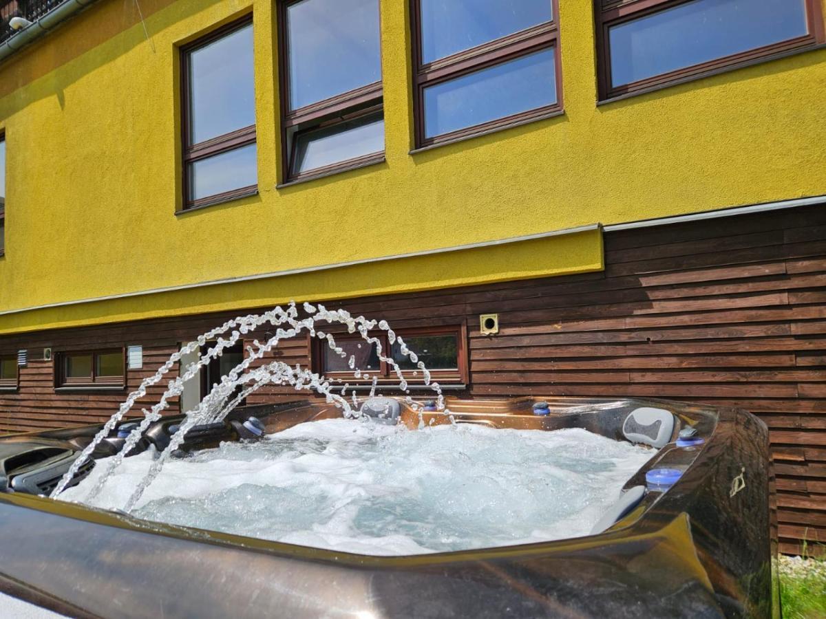 Hotel Zlaty Chlum Česká Ves Exteriör bild